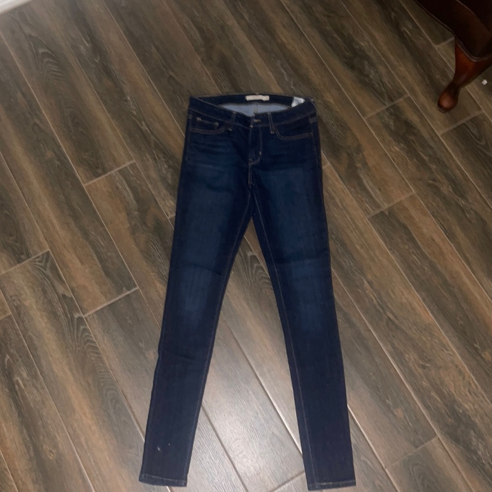 Levi’s 711 Skinny Jeans